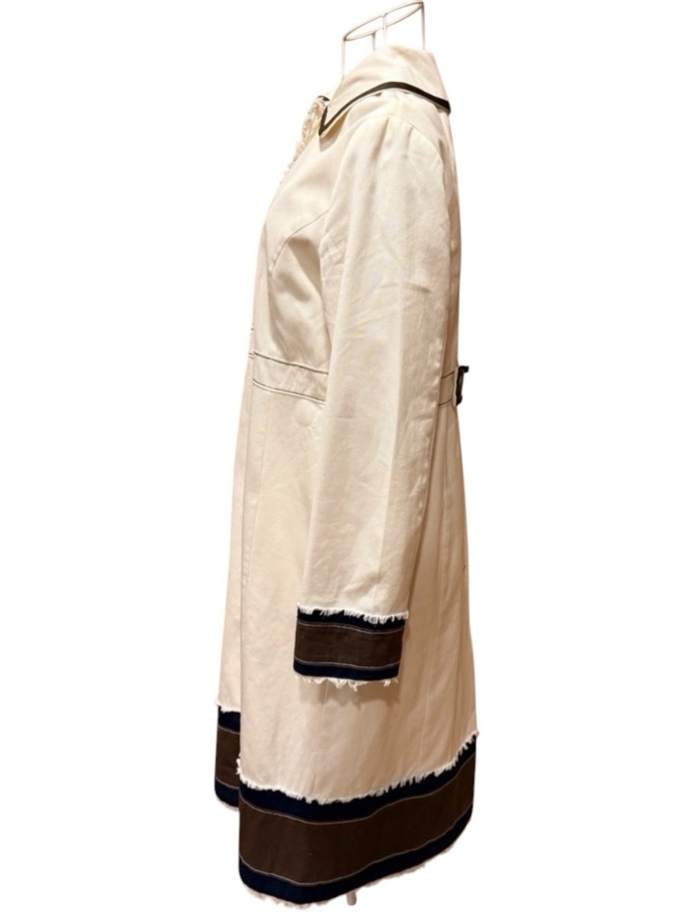 Boden Agar Trench Coat Cream Navy Contrast Trim Wood Buttons Size 10 - Picture 2 of 11
